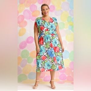 Brand: Maggy London
Maggy London Women's Sleeveless V-Neck Floral Size 22W